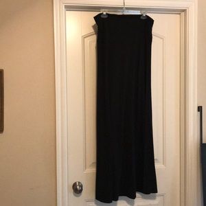 Black knit maxi skirt